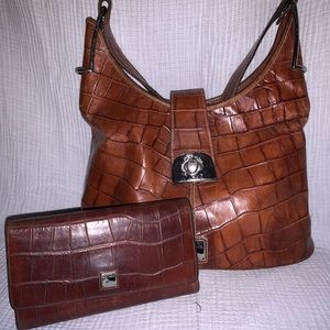 Dooney & Bourke purse w/ wallet